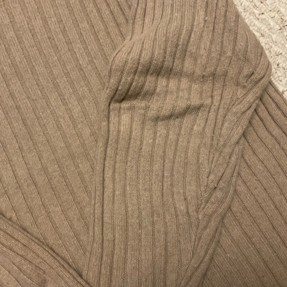 Old Navy men’s sweater - size XL - Picture 4 of 5